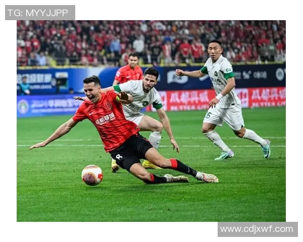 成都足球队防守表现分析:优缺点与未来改进方向探讨 成都足球队防守表现分析:优缺点与未来改进方向探讨