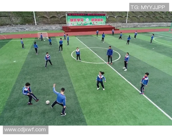 周丽独家分享足球心得与技巧助你提升球技与比赛表现